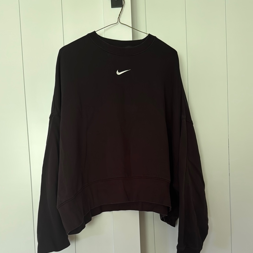 Nike Black Crewneck Sweatshirt